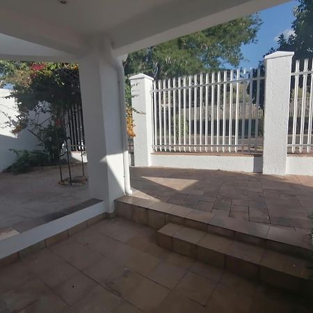 Palm View Guest House Pretoria Ngoại thất bức ảnh