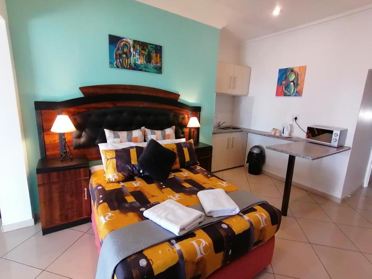 Palm View Guest House Pretoria Ngoại thất bức ảnh