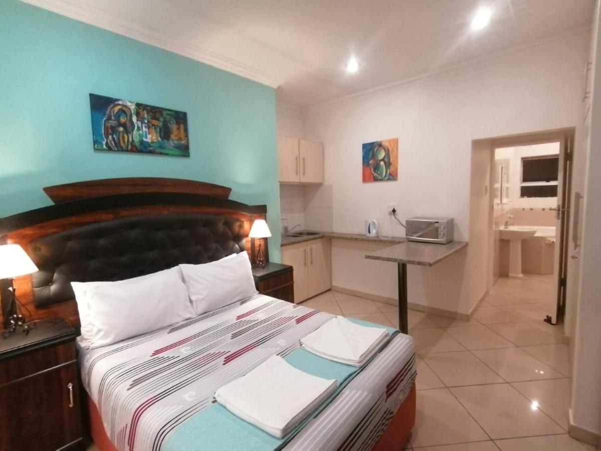 Palm View Guest House Pretoria Ngoại thất bức ảnh